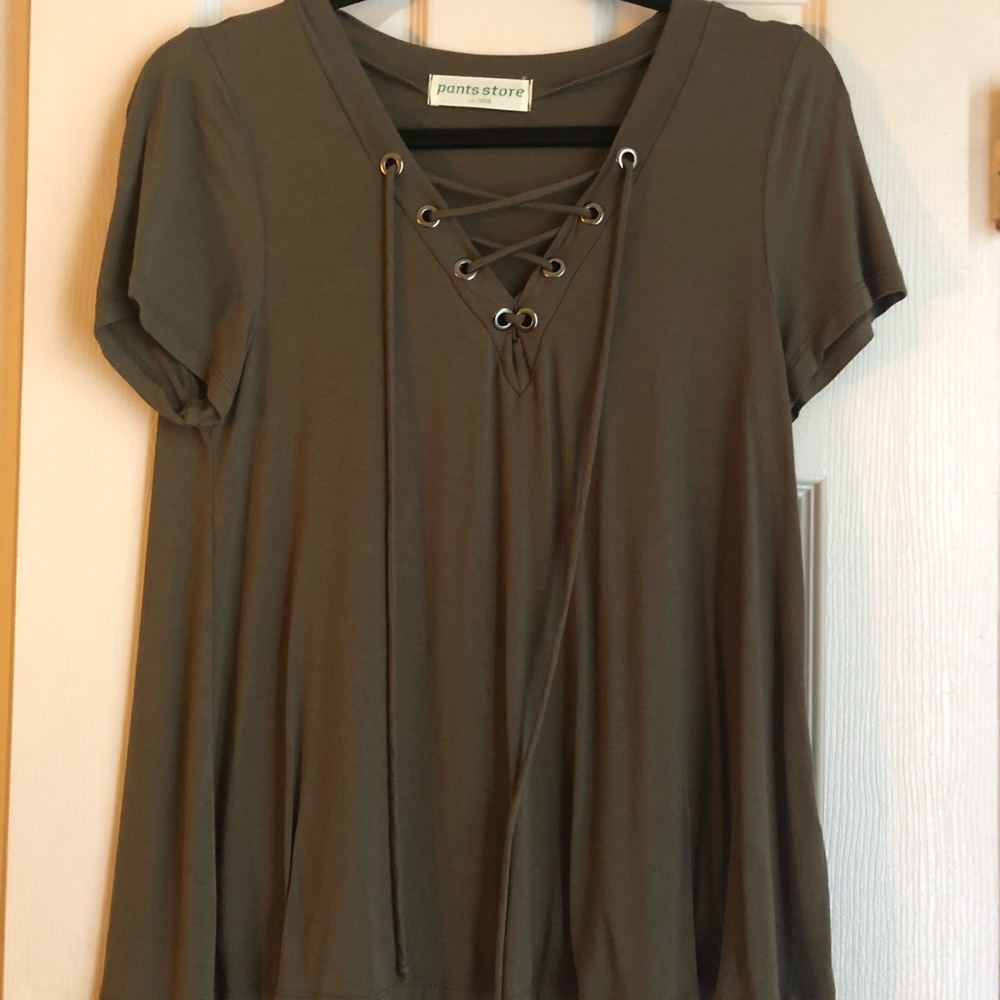 Pant Store top